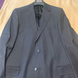 Men’s suit never worn brand new